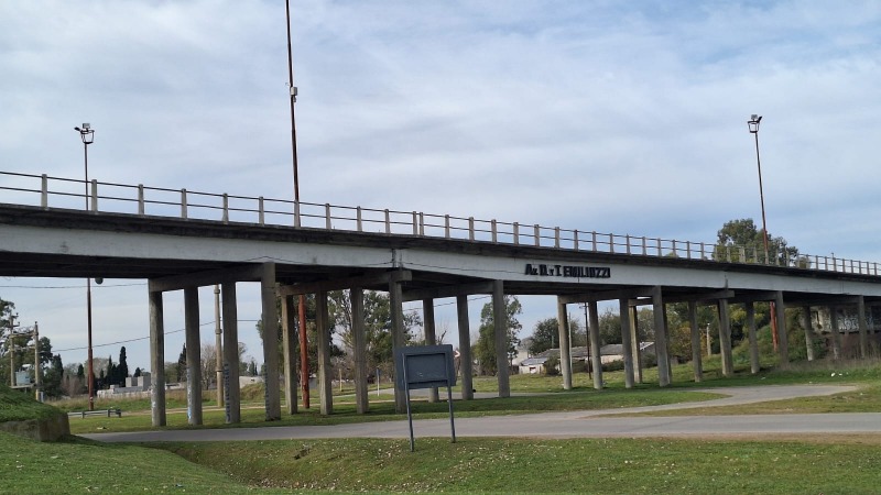 Corte en la circulacin sobre el puente Hermanos Emiliozzi